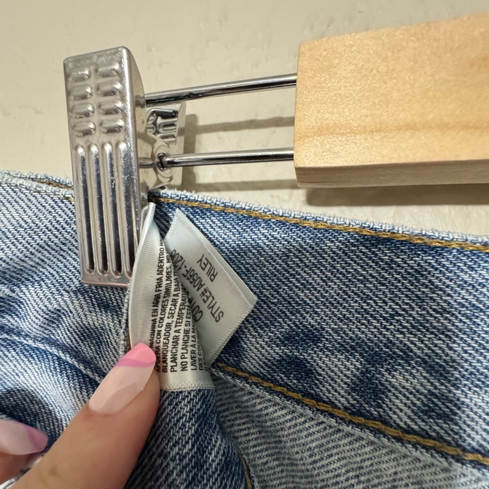 Agolde Riley Jeans - Picture 3 of 4